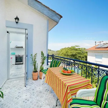 Yiayia And Papou Luxury House Apartment