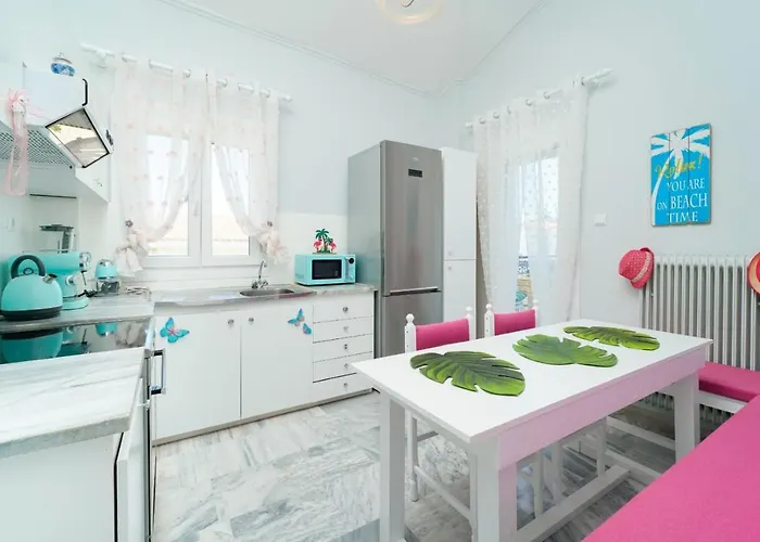 Yiayia And Papou Luxury House דירה